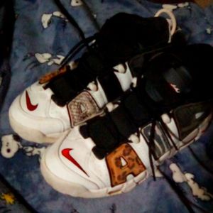 Nike sneakers size 11